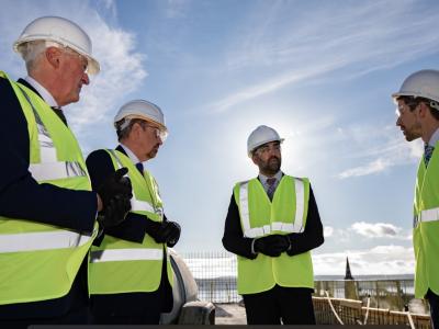L-r Dr David McBeth, Professor Iain Gillespie, First Minister Humza Yousaf, and Cllr John Alexander on the rooftop of the University of Dundee’s Life Sciences Innovation Hub